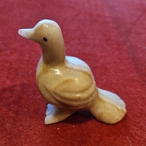 Handcrafted alabaster onyx Bird Figurine